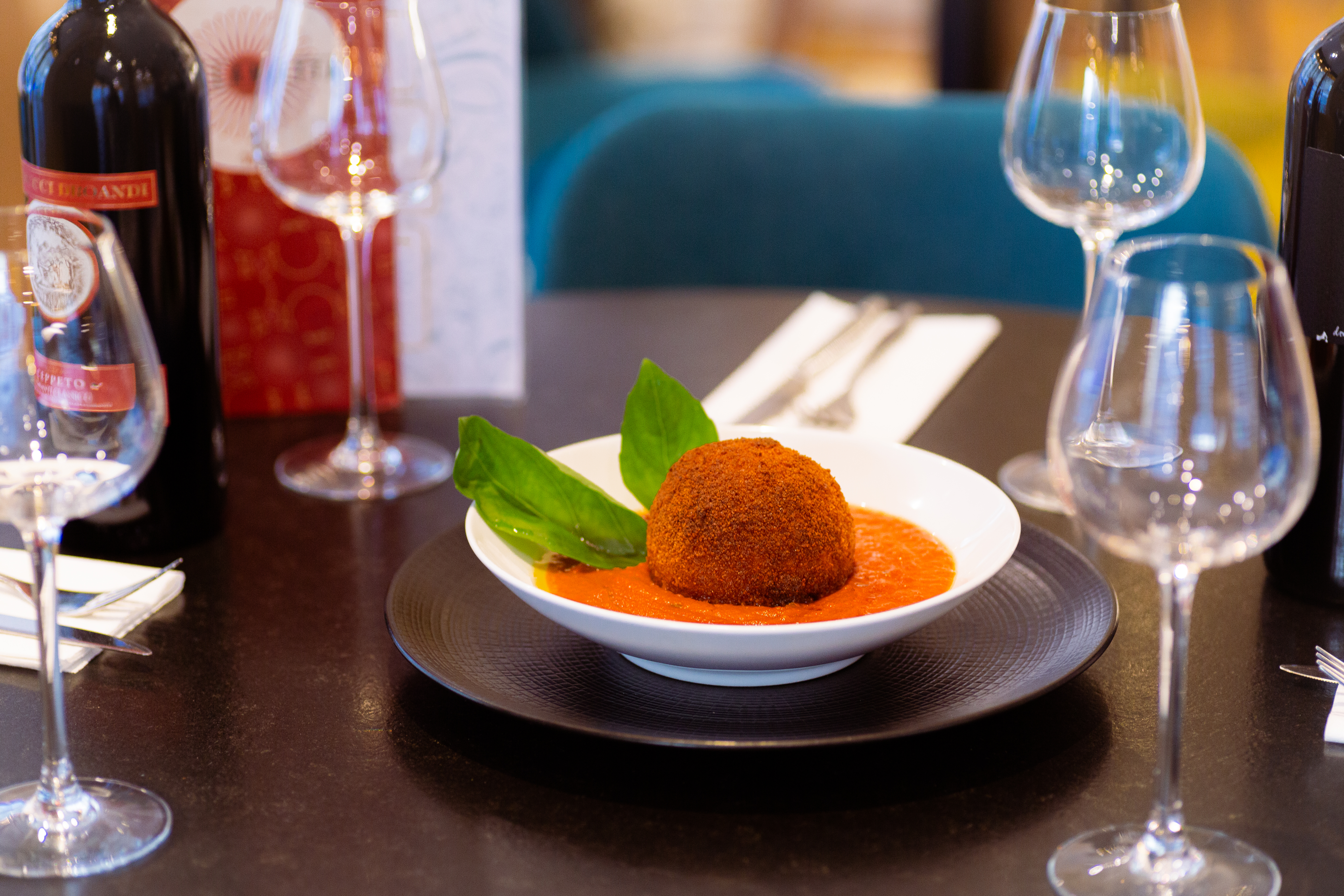 Photographie d'ambiance Perlamatta - Scène de restaurant italien authentique 6